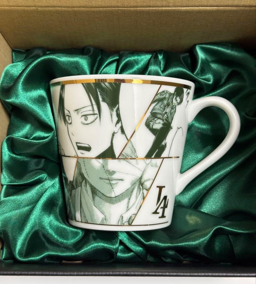 Anique】『進撃の巨人』 オンライン展覧会限定グッズの再販が決定